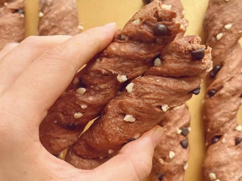 Bâtonnet de pain au chocolat et aux arachides